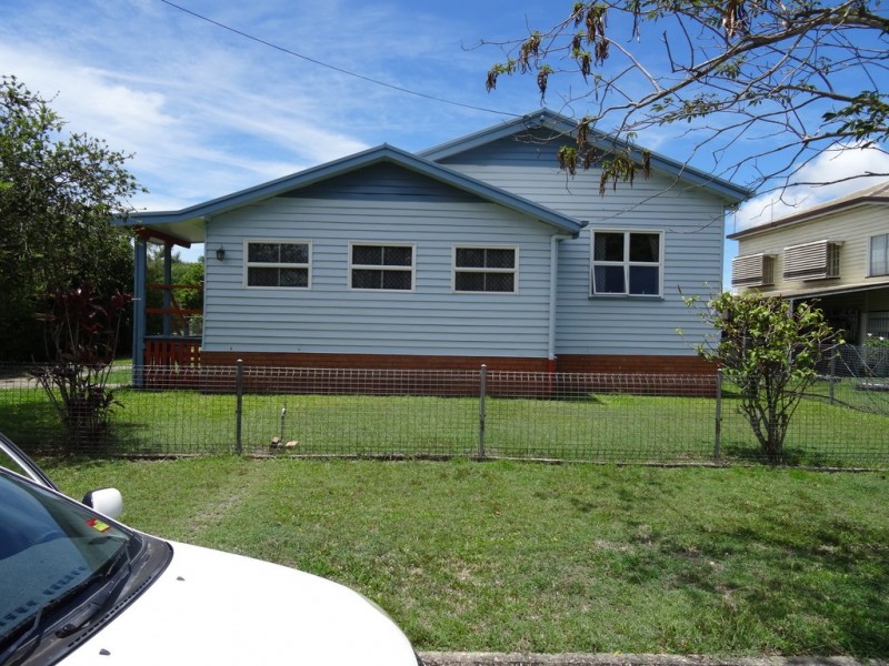 14 Tait Street, West Mackay QLD 4740