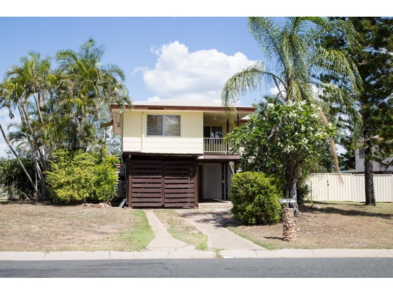 35 Winterer Crescent, Dysart QLD 4745