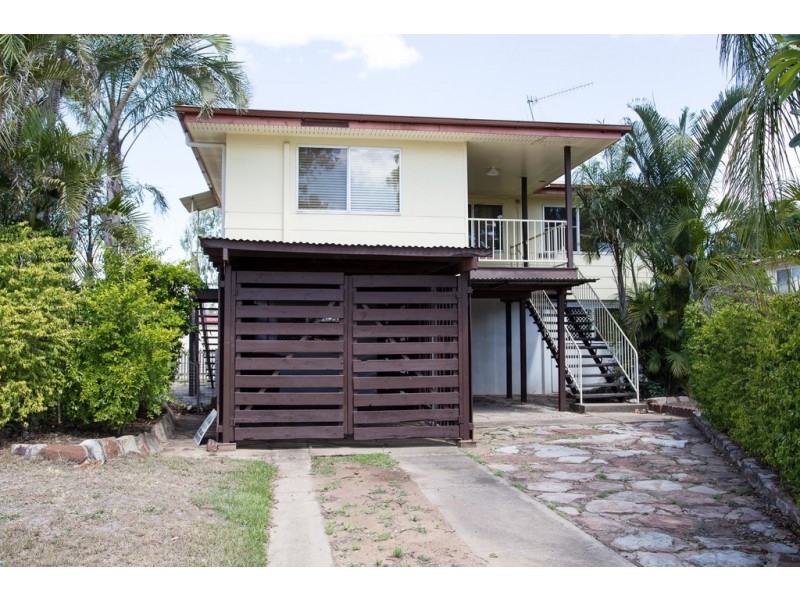 35 Winterer Crescent, Dysart QLD 4745