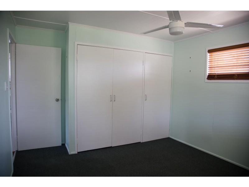 35 Winterer Crescent, Dysart QLD 4745