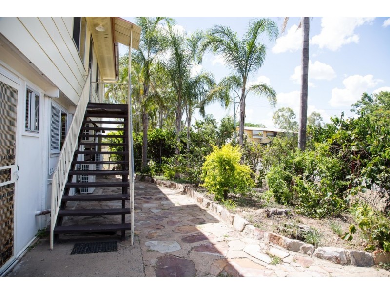 35 Winterer Crescent, Dysart QLD 4745