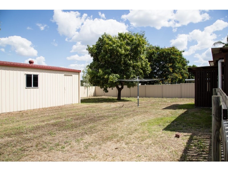 35 Winterer Crescent, Dysart QLD 4745
