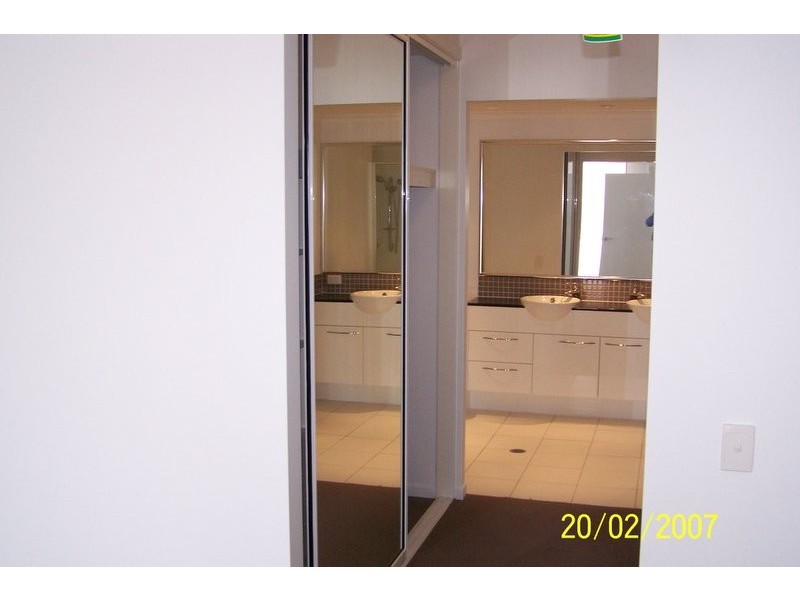 Unit 33 Captains Corner, Mackay Harbour QLD 4740