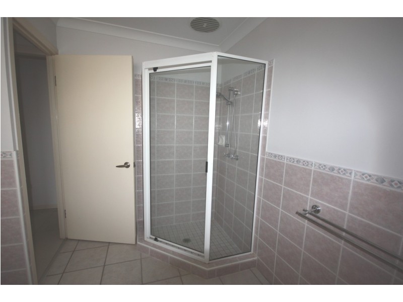 9 Pipeline Drive, Blacks Beach QLD 4740