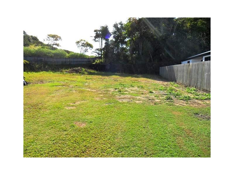 19 Seaspray Close, Shoal Point QLD 4750