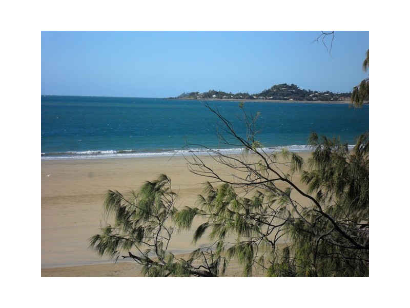 19 Seaspray Close, Shoal Point QLD 4750