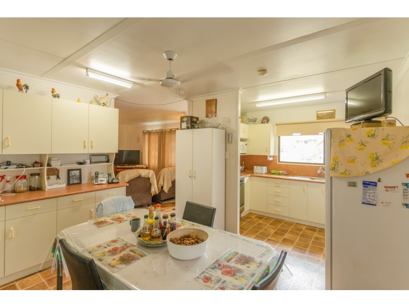 1 Alberta Street, Mirani QLD 4754