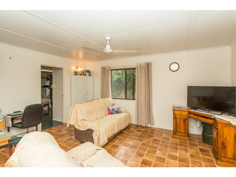 1 Alberta Street, Mirani QLD 4754