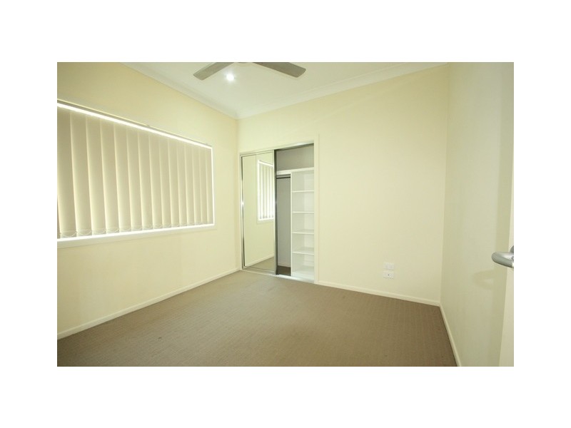 83 Village Cct, Eimeo QLD 4740