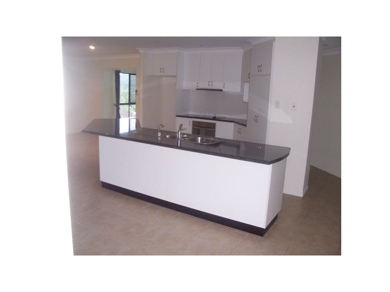 34 Jackson Street, Sarina QLD 4737