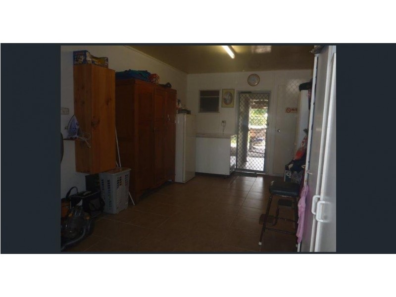 1 Perry, Dysart QLD 4745