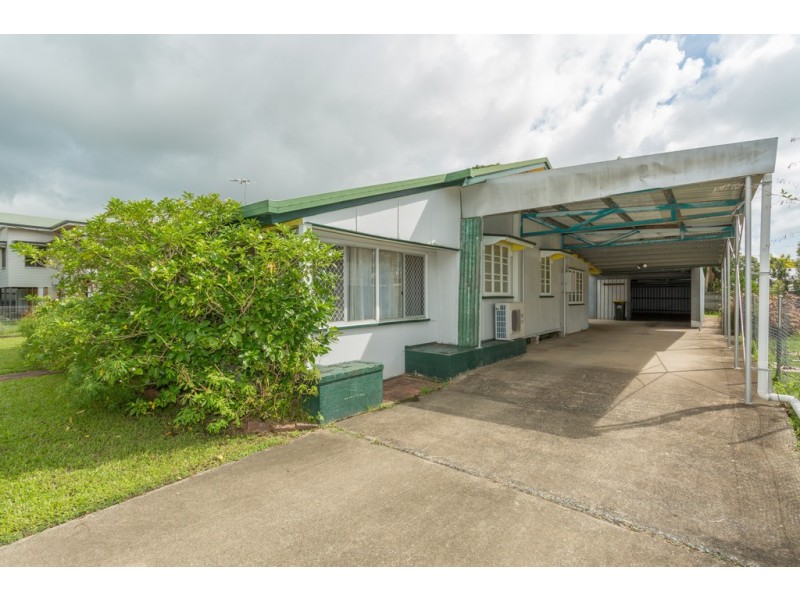 30 Perry St, West Mackay QLD 4740