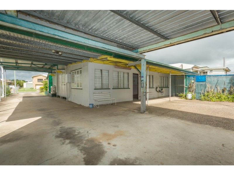 30 Perry St, West Mackay QLD 4740