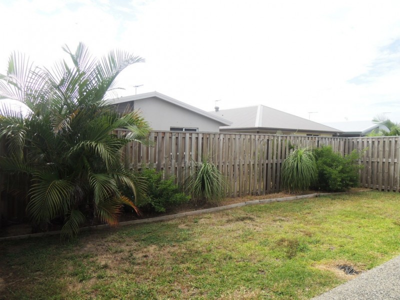 146 Whitehaven Drive, Blacks Beach QLD 4740