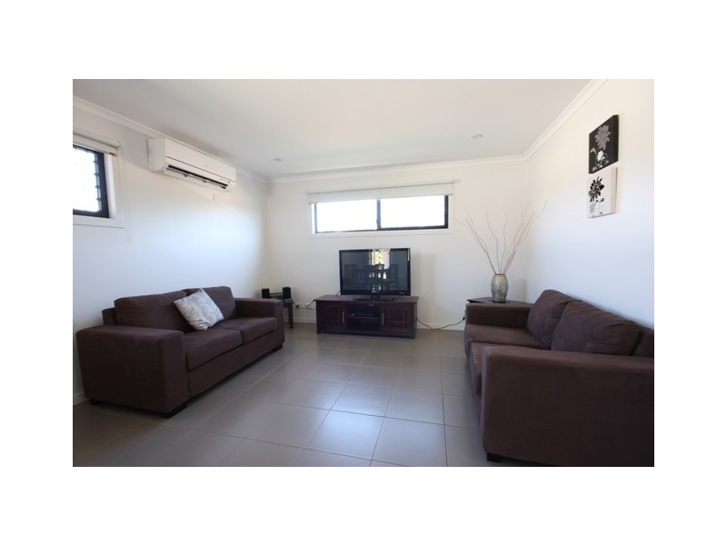30/5 Atkinson Street, Middlemount QLD 4746