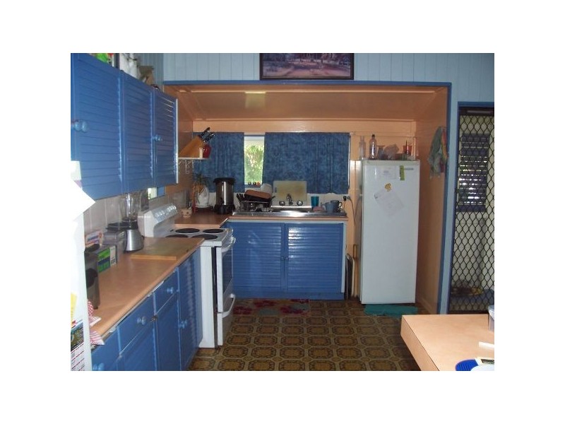 19 Hunter Street, West Mackay QLD 4740
