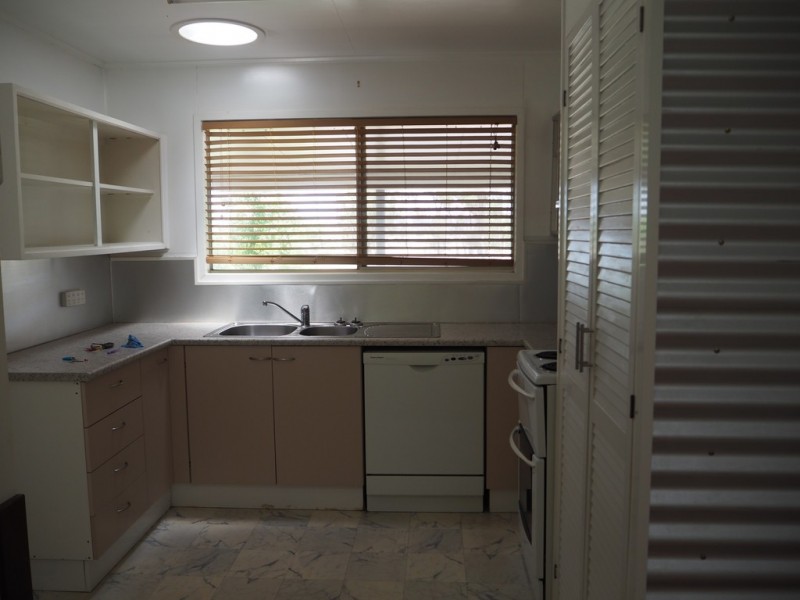 1 Queen Elizabeth Drive, Dysart QLD 4745