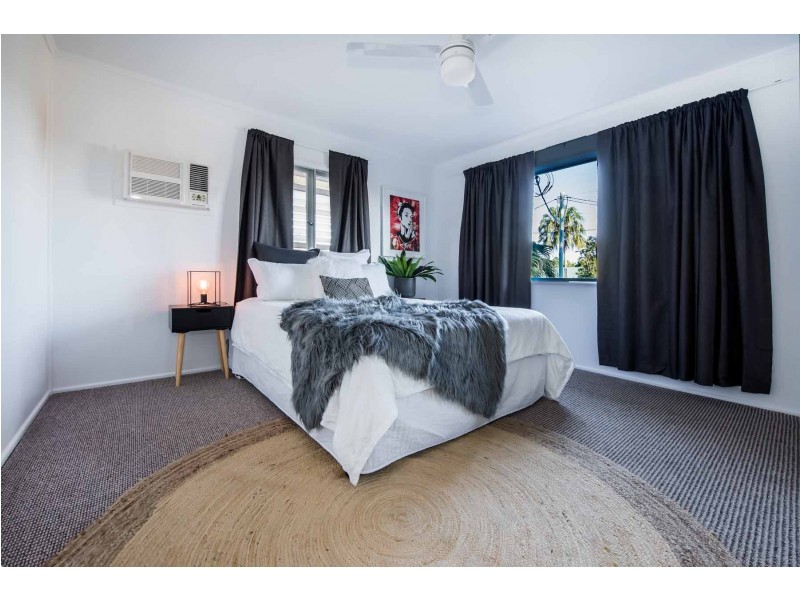12 Downie Avenue, Bucasia QLD 4750