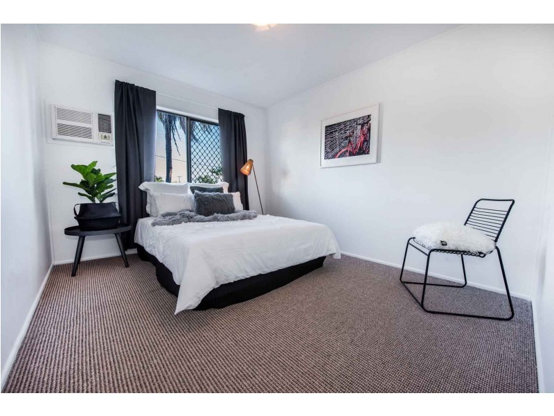 12 Downie Avenue, Bucasia QLD 4750