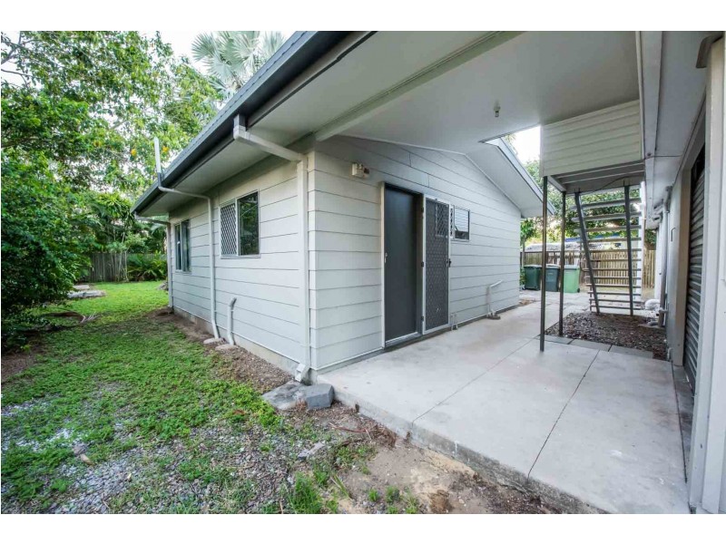 12 Downie Avenue, Bucasia QLD 4750