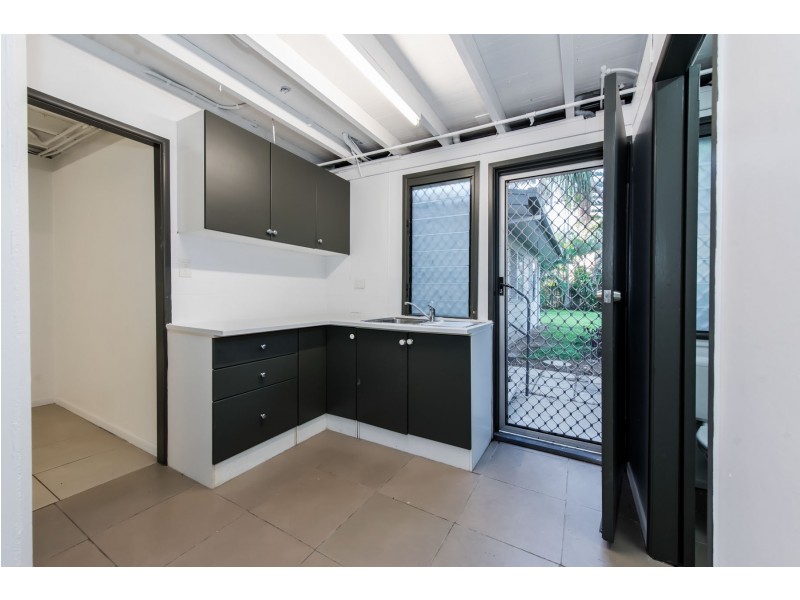 12 Downie Avenue, Bucasia QLD 4750