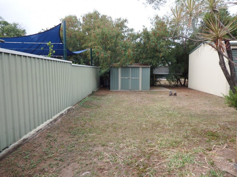 39 Brock Crescent, Dysart QLD 4745