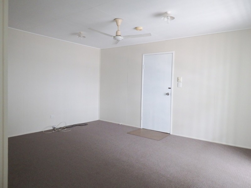 101 Beardmore Crescent, Dysart QLD 4745