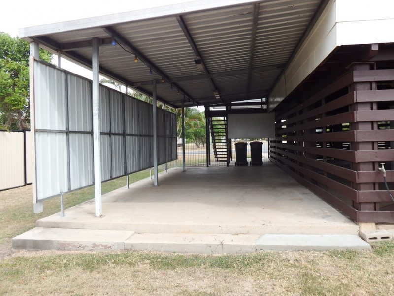 101 Beardmore Crescent, Dysart QLD 4745