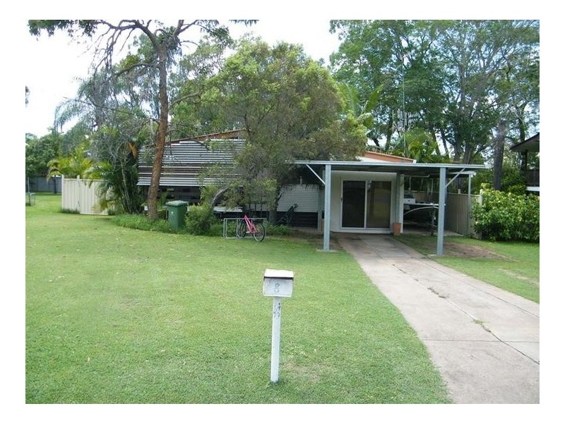 8 Fraser Court, Dysart QLD 4745