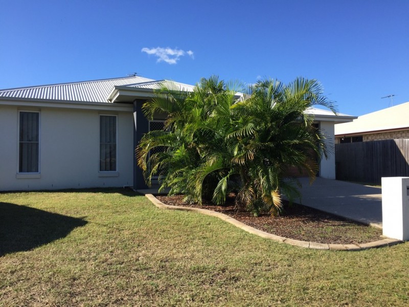 18 Amelia Drive, Mirani QLD 4754