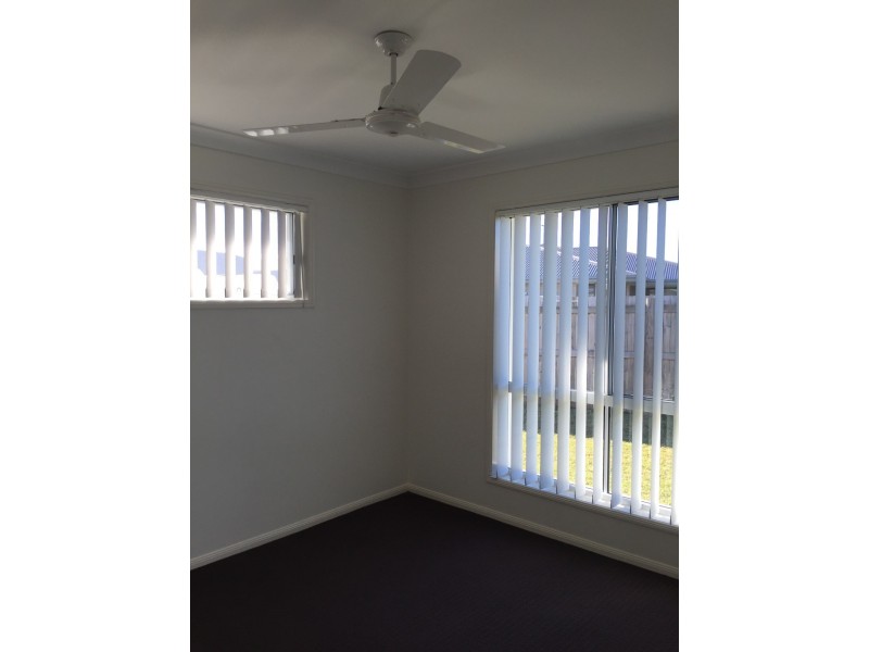 18 Amelia Drive, Mirani QLD 4754
