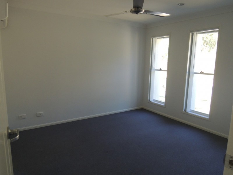 28 Newport Parade, Blacks Beach QLD 4740
