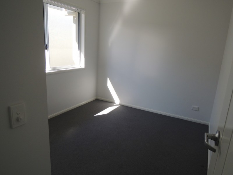 28 Newport Parade, Blacks Beach QLD 4740