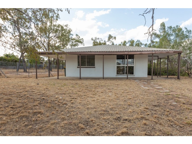 20 Garnham Drive, Dysart QLD 4745