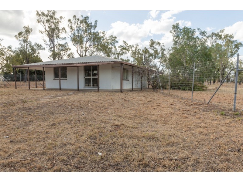 20 Garnham Drive, Dysart QLD 4745