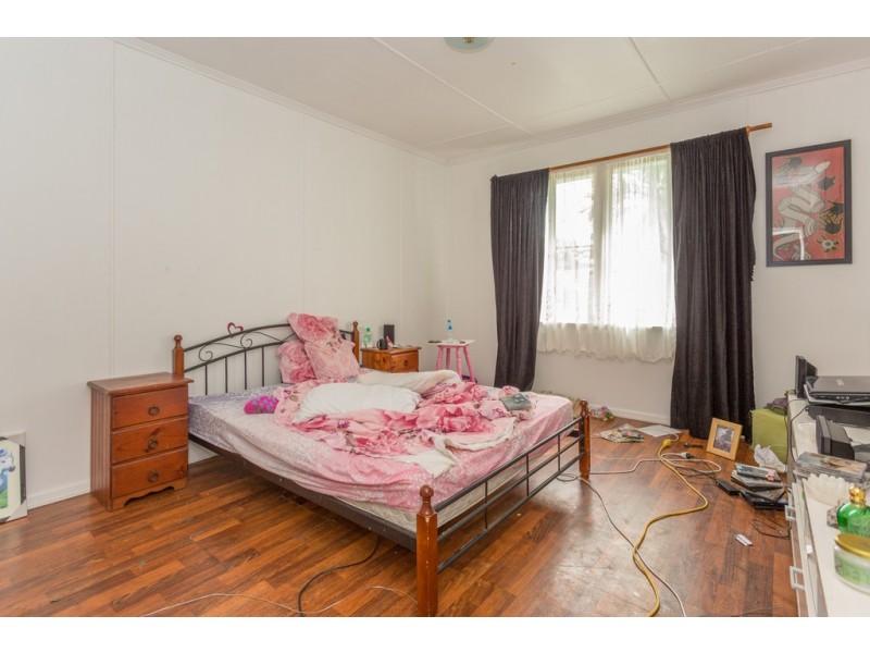 18 Knobel Street, North Mackay QLD 4740