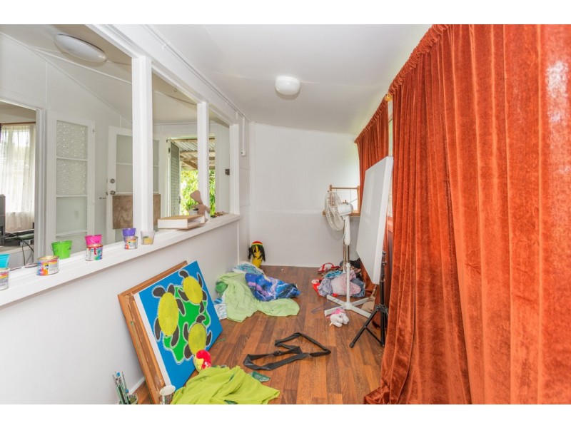 18 Knobel Street, North Mackay QLD 4740