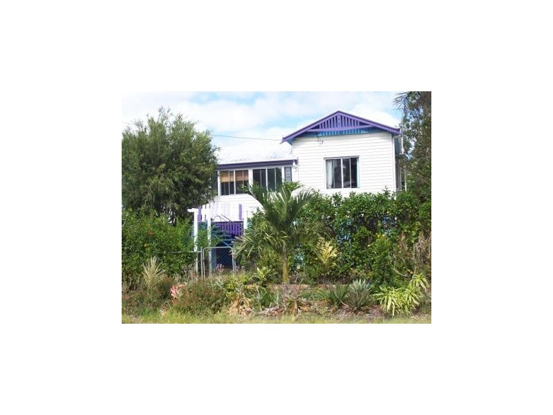 11 Beaton Street, West Mackay QLD 4740