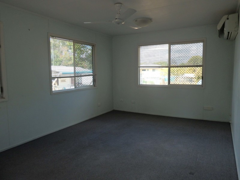 7 Wallace, Dysart QLD 4745