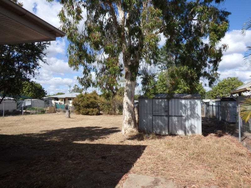 7 Wallace, Dysart QLD 4745