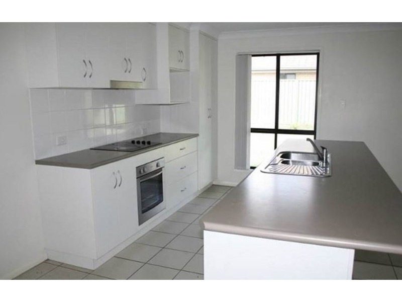 38 Naumann Street, Moranbah QLD 4744