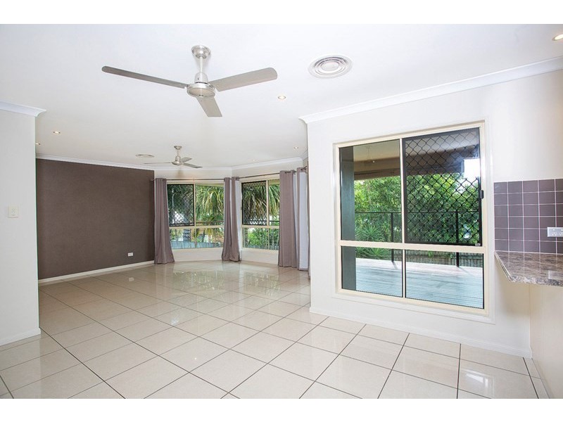 5 Tymons Court, Eimeo QLD 4740