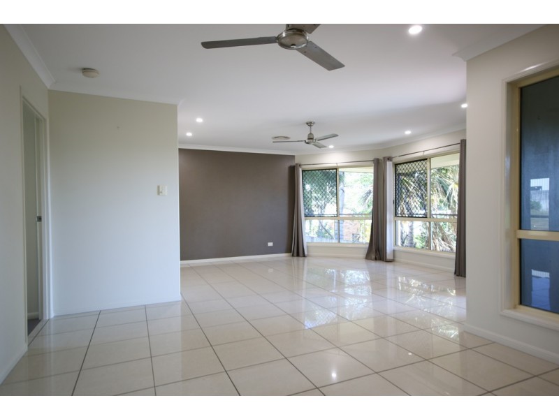 5 Tymons Court, Eimeo QLD 4740
