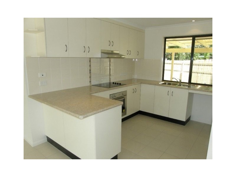 5 JASMINE DRIVE, Blacks Beach QLD 4740