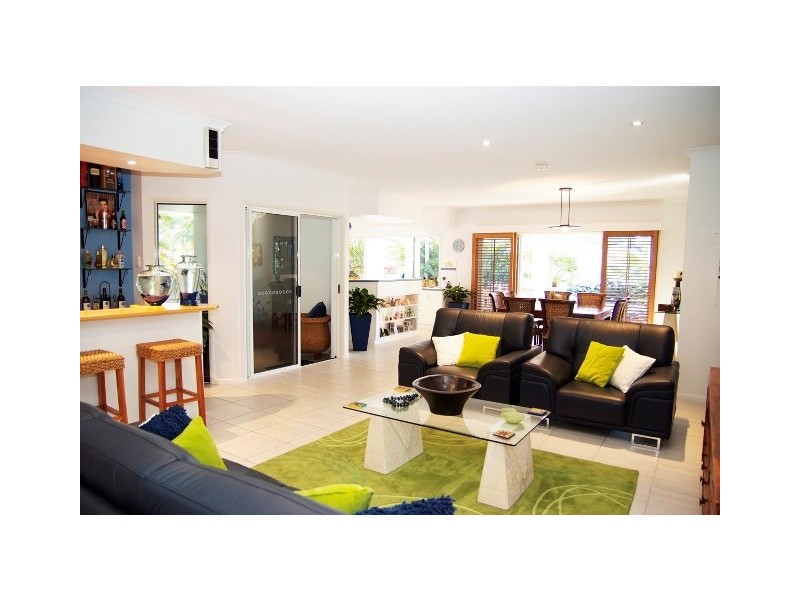 37 Beach Road, Dolphin Heads QLD 4740