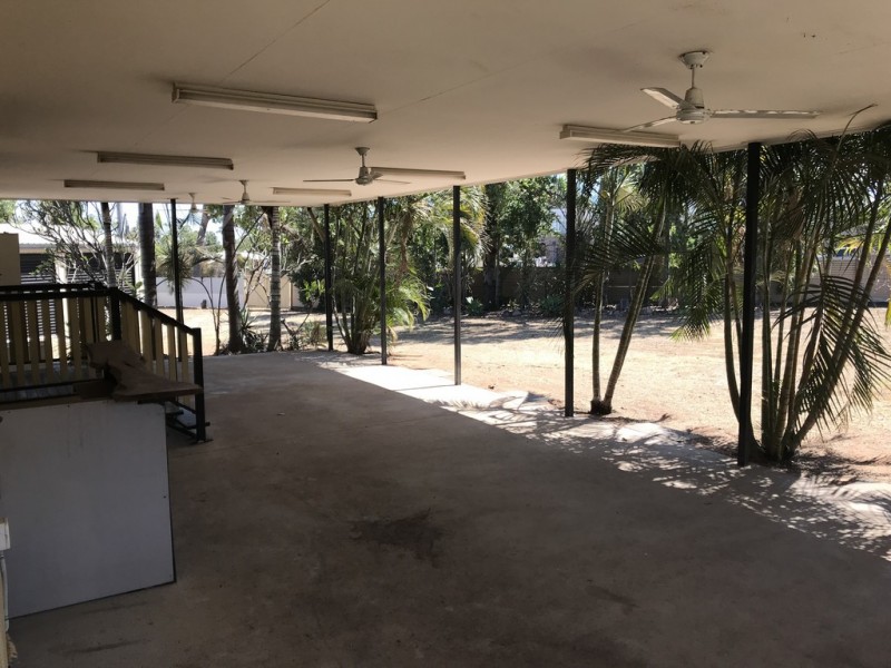 5 Lyons Court, Moranbah QLD 4744