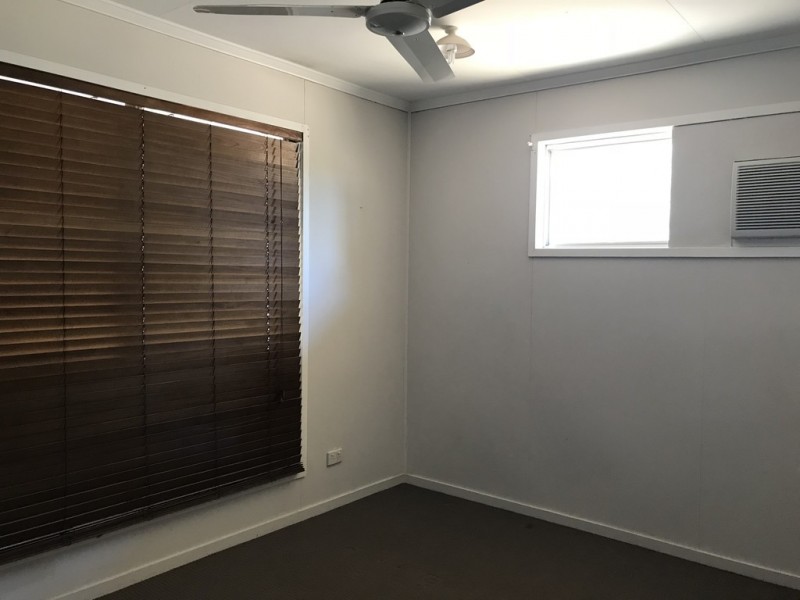 5 Lyons Court, Moranbah QLD 4744