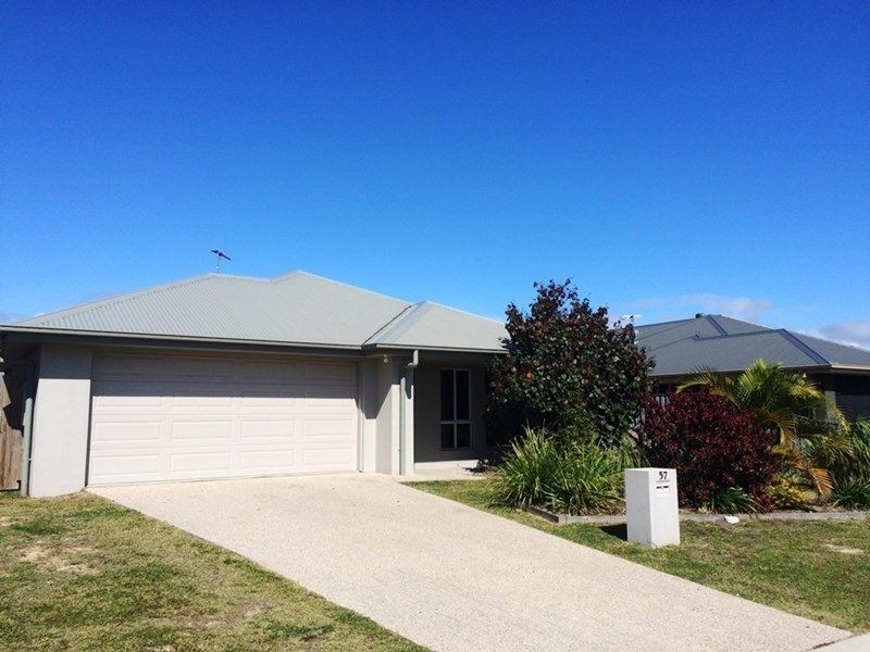 57 Schooner Ave, Shoal Point QLD 4750