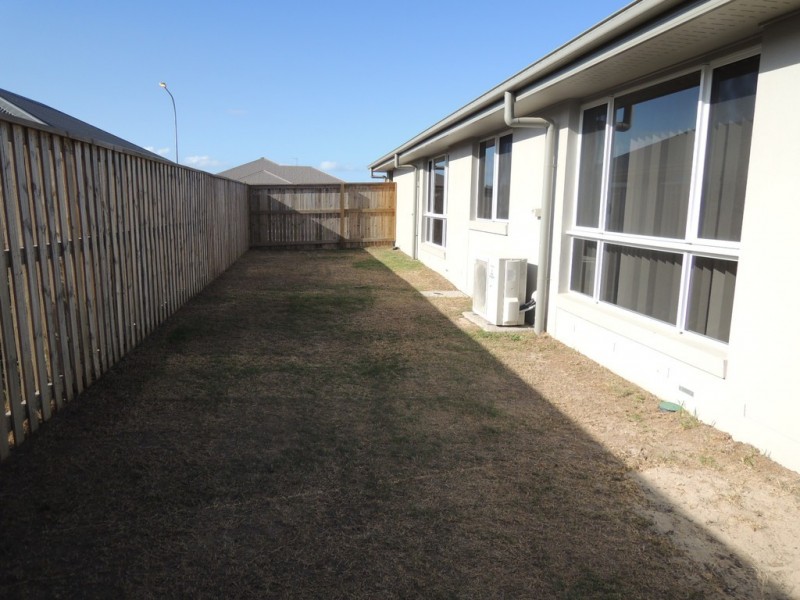 57 Schooner Ave, Shoal Point QLD 4750