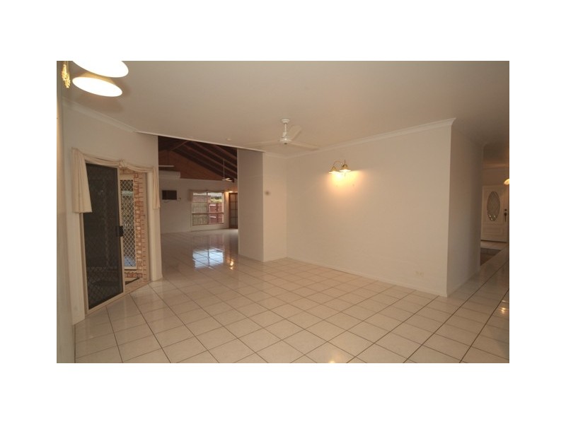 76 Gunsynd Street, Ooralea QLD 4740